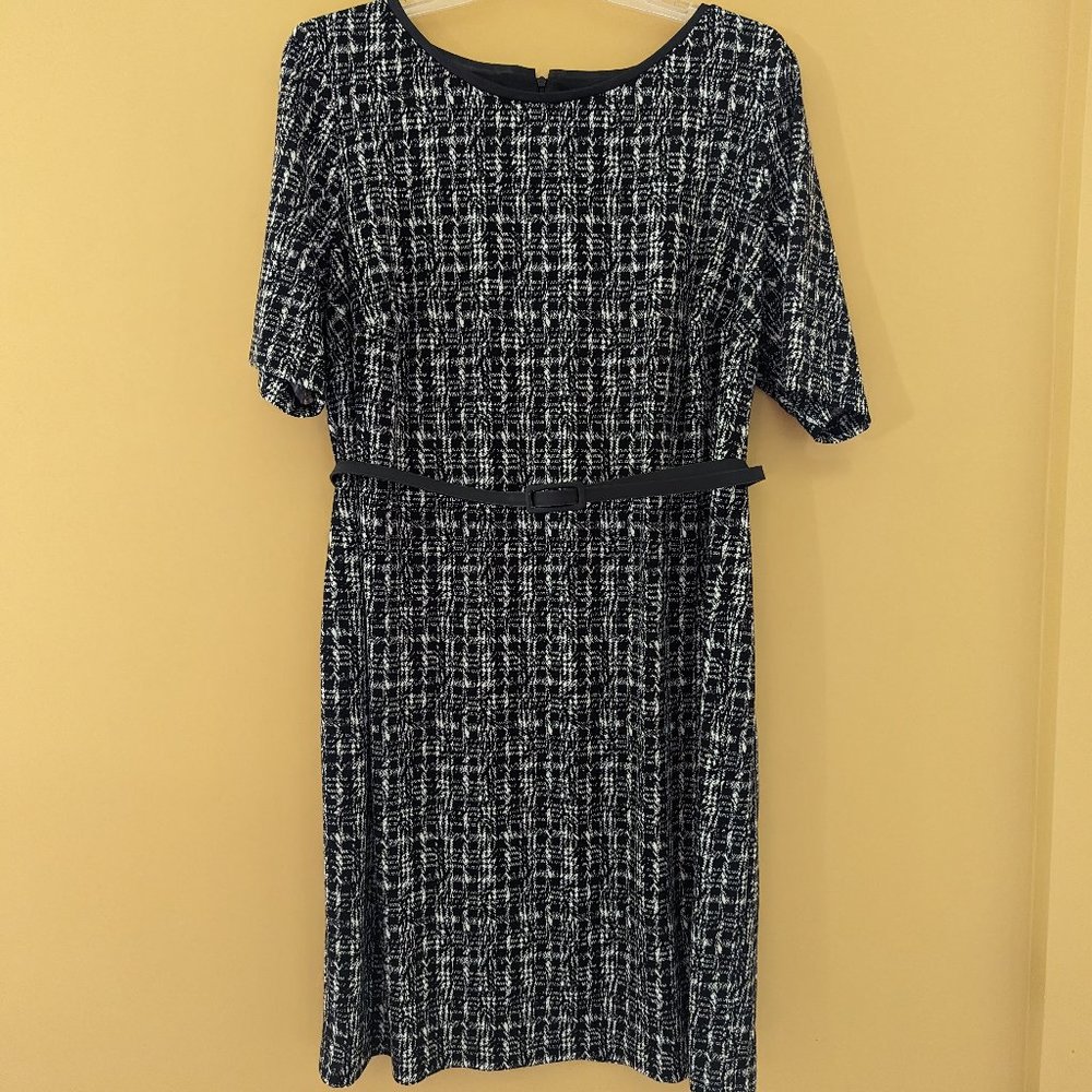 B/W Dress for Office